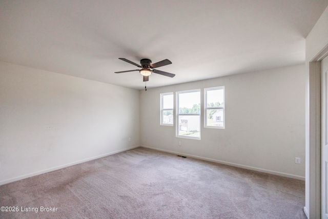 1803 Cherry Glen Dr, La Grange, KY 40031