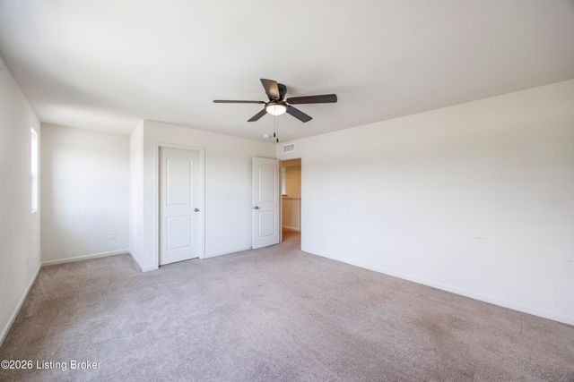 1803 Cherry Glen Dr, La Grange, KY 40031