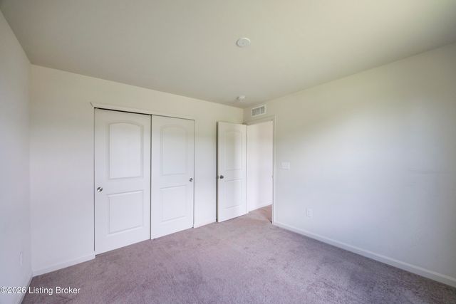 1803 Cherry Glen Dr, La Grange, KY 40031