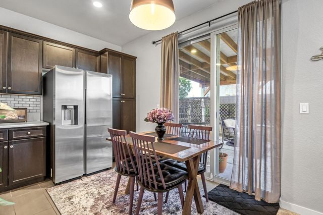 2583 N Mcarthur Avenue, Fresno, CA 93727