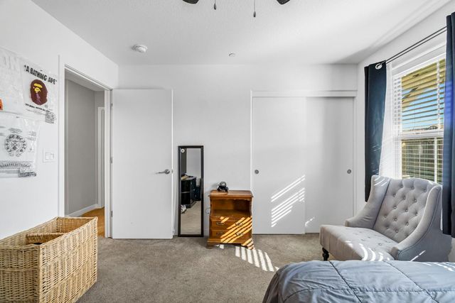 2583 N Mcarthur Avenue, Fresno, CA 93727