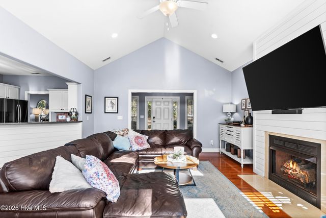 754 Country Club Drive, Hampstead, NC 28443