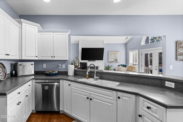 754 Country Club Drive, Hampstead, NC 28443