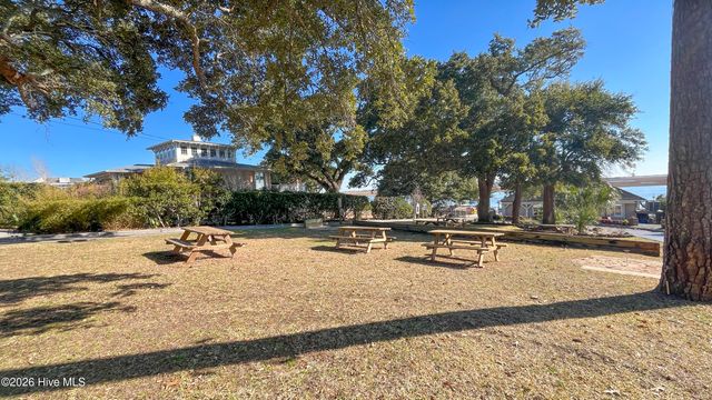 754 Country Club Drive, Hampstead, NC 28443