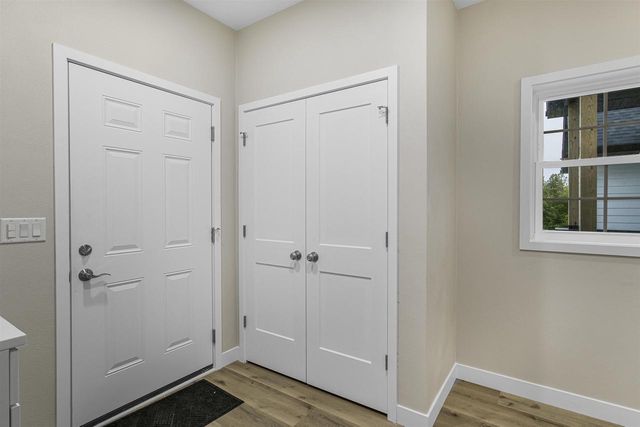 5611 N Vista, Janesville, WI 53548