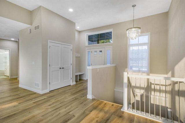 5611 N Vista, Janesville, WI 53548
