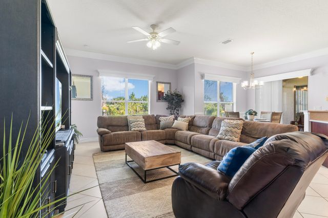 352 Sebastian Crossings Boulevard, Sebastian, FL 32958