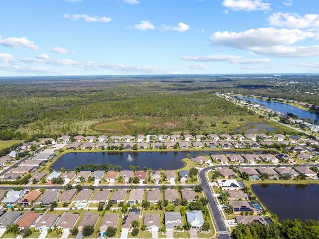 352 Sebastian Crossings Boulevard, Sebastian, FL 32958