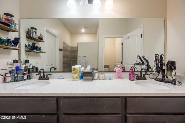 2814 Ysleta Court, Las Cruces, NM 88007