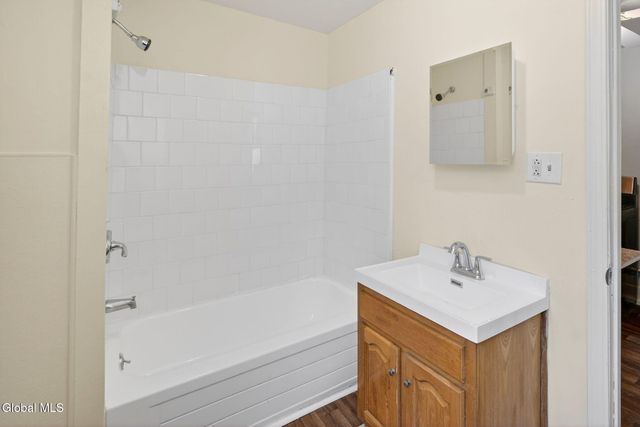 38 Tyler Street, Troy, NY 12180