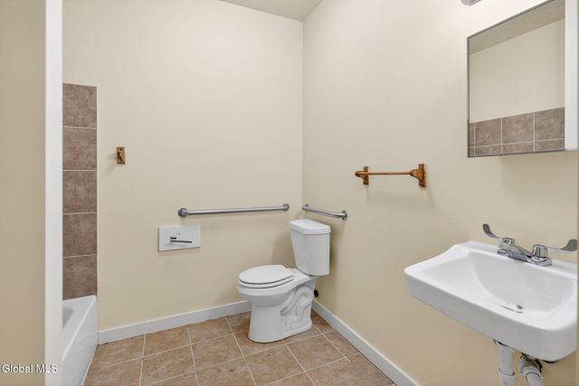 38 Tyler Street, Troy, NY 12180