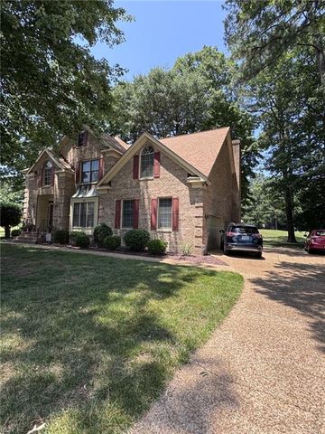 104 Millstone CT, Yorktown, VA 23693