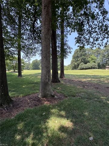 104 Millstone CT, Yorktown, VA 23693