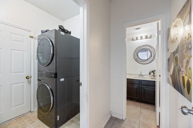 608 Fuller Drive, Cedar Hill, TX 75104