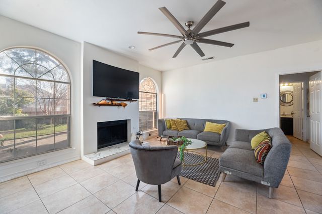 608 Fuller Drive, Cedar Hill, TX 75104