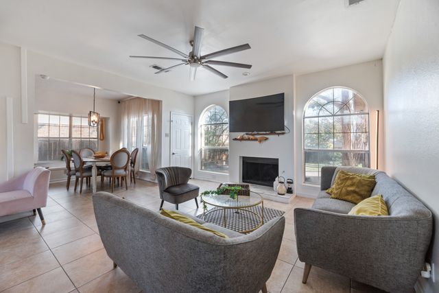 608 Fuller Drive, Cedar Hill, TX 75104