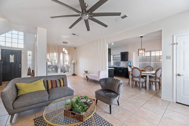 608 Fuller Drive, Cedar Hill, TX 75104