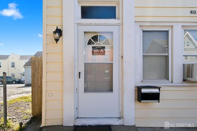 40 Throop Avenue, New Brunswick, NJ 08901