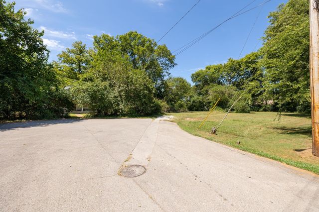 156 Morningside Ln, Columbia, TN 38401