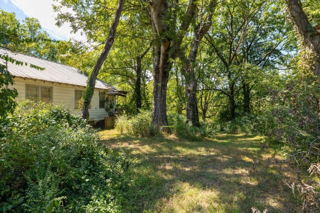 156 Morningside Ln, Columbia, TN 38401