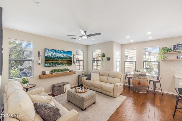 1240 Bayside Lane, Oxnard, CA 93035