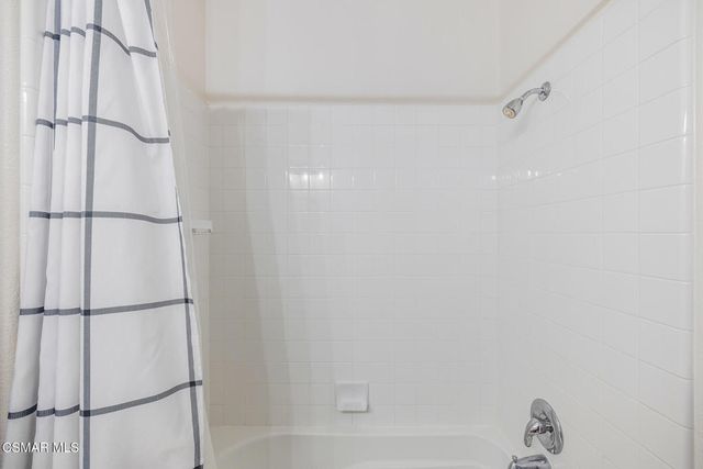 1240 Bayside Lane, Oxnard, CA 93035