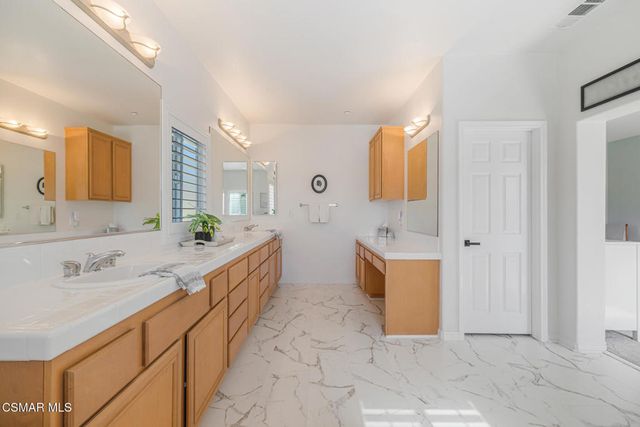 1240 Bayside Lane, Oxnard, CA 93035