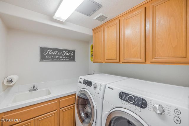 1240 Bayside Lane, Oxnard, CA 93035