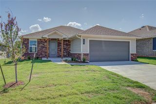 2401 S 28th Terrace, Chickasha, OK 73018