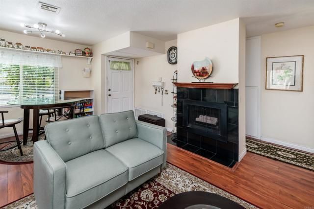 10758 Dabney Drive 40, San Diego, CA 92126