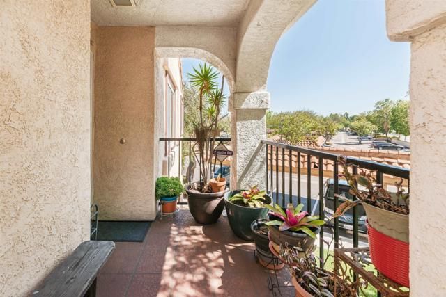 10758 Dabney Drive 40, San Diego, CA 92126