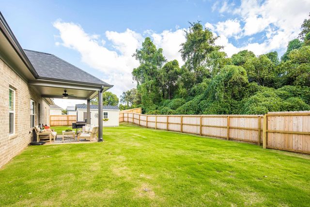 30 SOUTHAMPTON ST, Oakland, TN 38060