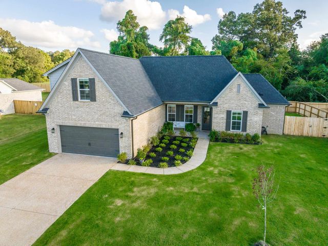 30 SOUTHAMPTON ST, Oakland, TN 38060