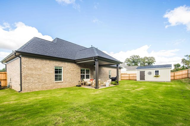 30 SOUTHAMPTON ST, Oakland, TN 38060