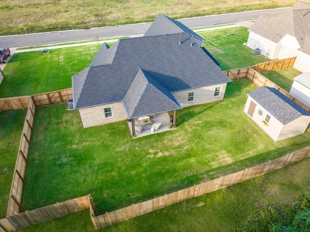 30 SOUTHAMPTON ST, Oakland, TN 38060