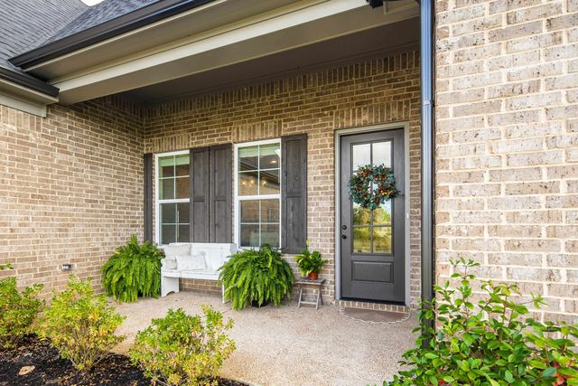 30 SOUTHAMPTON ST, Oakland, TN 38060