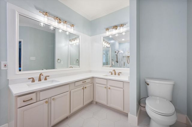 2300 Eden Green Drive, Arlington, TX 76001