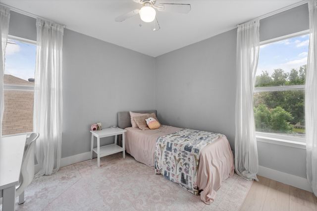 2300 Eden Green Drive, Arlington, TX 76001