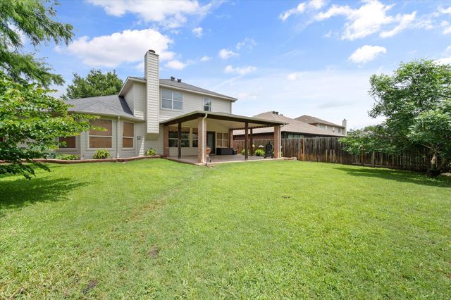 2300 Eden Green Drive, Arlington, TX 76001