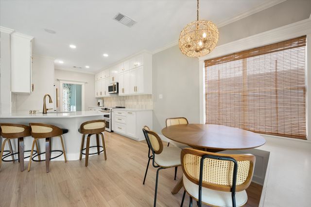 2300 Eden Green Drive, Arlington, TX 76001