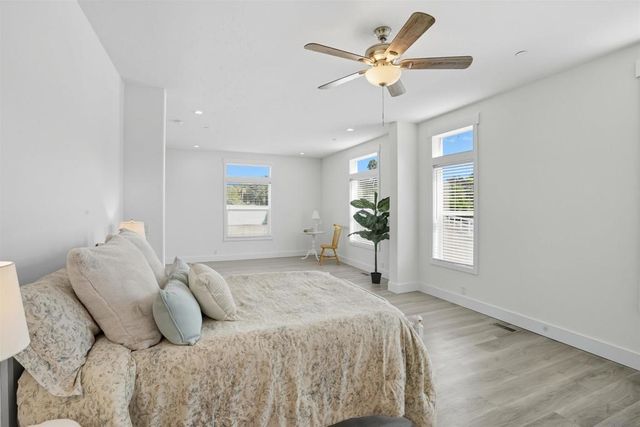 2080 82 Curtis, Vista, CA 92084