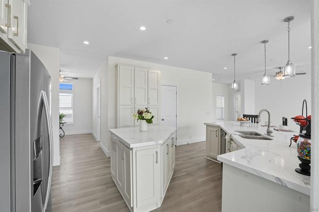 2080 82 Curtis, Vista, CA 92084