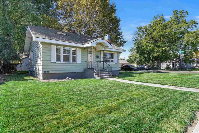 903 7th St S, Nampa, ID 83651