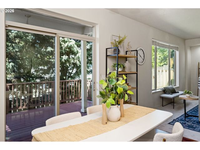 16393 Sw KESSLER Ln, Portland, OR 97224