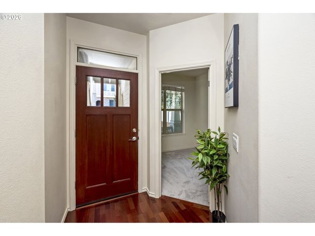 16393 Sw KESSLER Ln, Portland, OR 97224