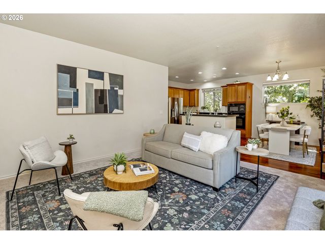 16393 Sw KESSLER Ln, Portland, OR 97224