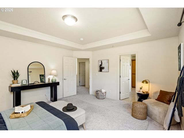 16393 Sw KESSLER Ln, Portland, OR 97224