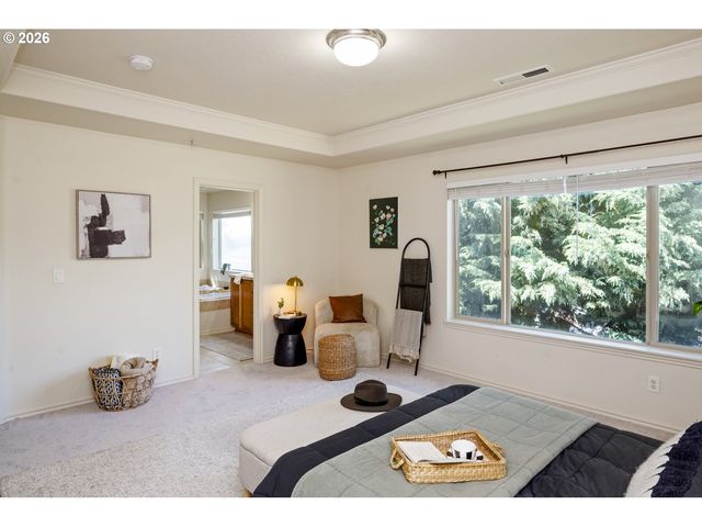 16393 Sw KESSLER Ln, Portland, OR 97224