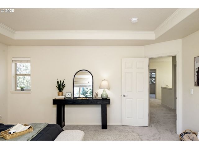 16393 Sw KESSLER Ln, Portland, OR 97224