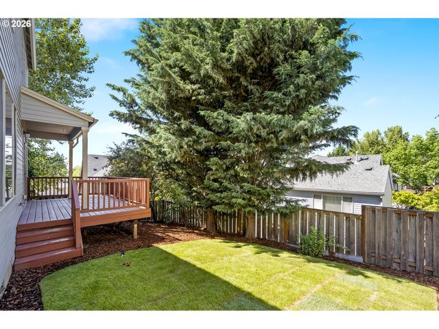 16393 Sw KESSLER Ln, Portland, OR 97224